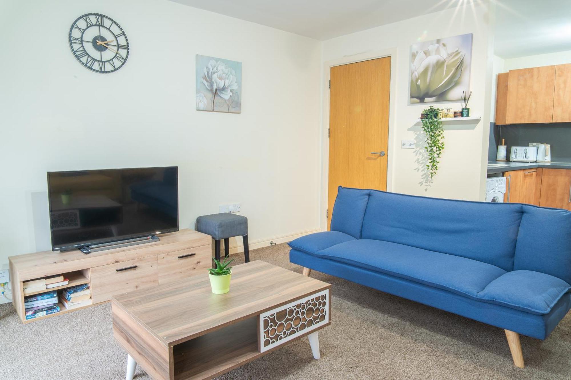 Stay In Our Stylish Flat! & Secure Building & Sleeps Up To 4 Birmingham Bagian luar foto